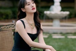 袁冰妍最新爆料剧照高清,古装造型美艳绝伦